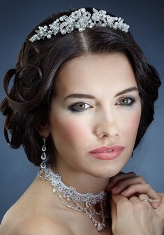 Cвадебная прическа С17196 с собранными волосами