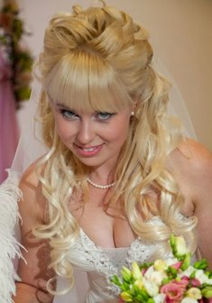 Cвадебная прическа Я17293 с распущенными волосами
