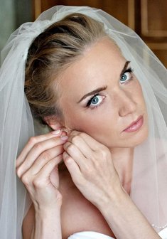 Cвадебная прическа Л17397 с собранными волосами