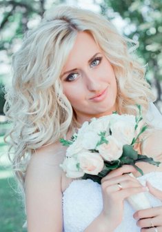 Cвадебная прическа Л17819 с распущенными волосами