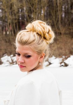 Cвадебная прическа Т19981 с собранными волосами