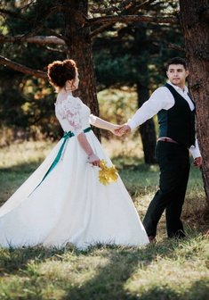 Cвадебная прическа Высокий пучок (Т21391) с собранными волосами