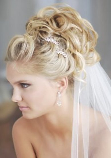 Прическа на свадьбу М16772 - Стилист-визажист Мария Лисицкая