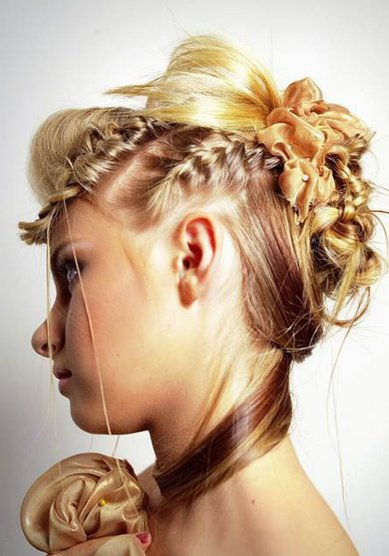 Свадебная прическа C17169 - Мобильный салон красоты Charm Factory