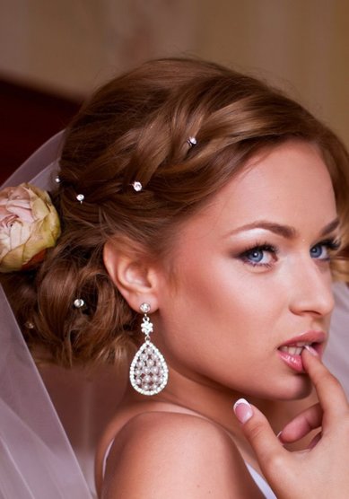Свадебная прическа Л17395 - Стилист, визажист Вероника Зарубина