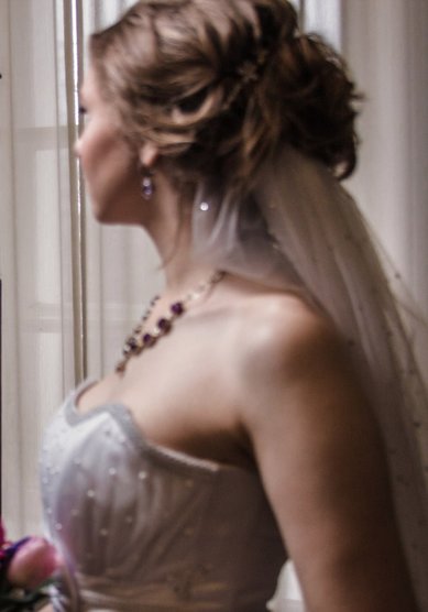 Свадебная прическа пучок из локонов на кроткие волосы (Д19073) - Стилист-визажист Дарья Антонова...