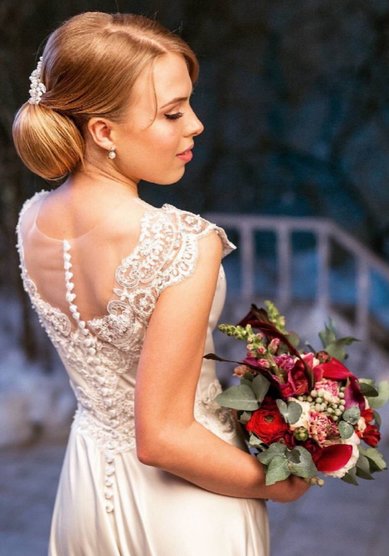 Прическа на свадьбу бабетта (К19510) - стилист-визажист Ксения Кузнецова