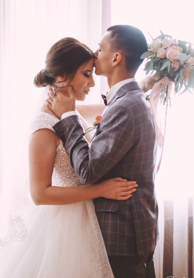 Прическа на свадьбу Бабетта (А19880) - Стилист Алёна Волкова