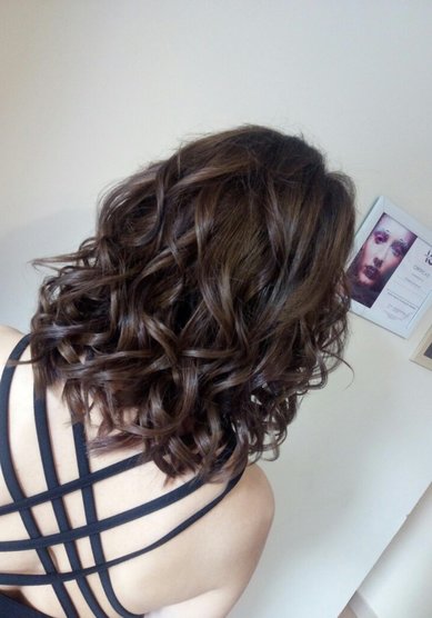 Свадебная прическа Б21317 - Стилист-визажист Бутковская Елизавета