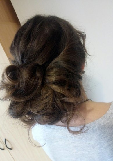 Прическа на свадьбу Б21318 - Стилист-визажист Бутковская Елизавета