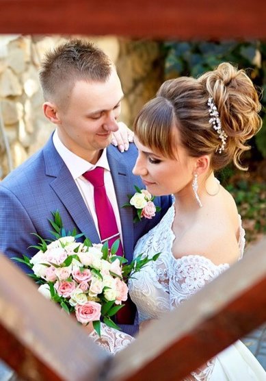 Прическа на свадьбу Средний пучок (Т21372) - Стилист-визажист Тамара Анисимова