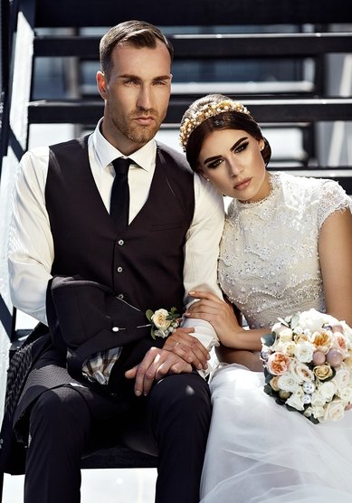 Свадебная прическа Классический гладкий низкий пучок (Т21449) - Стилист-визажист Тамара Анисимова...