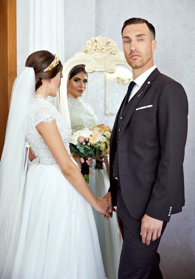 Свадебная прическа Классический гладкий низкий пучок (Т21451) - Стилист-визажист Тамара Анисимова...