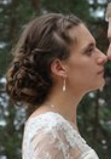 Прическа на свадьбу C17192 - Мобильный салон красоты Charm Factory