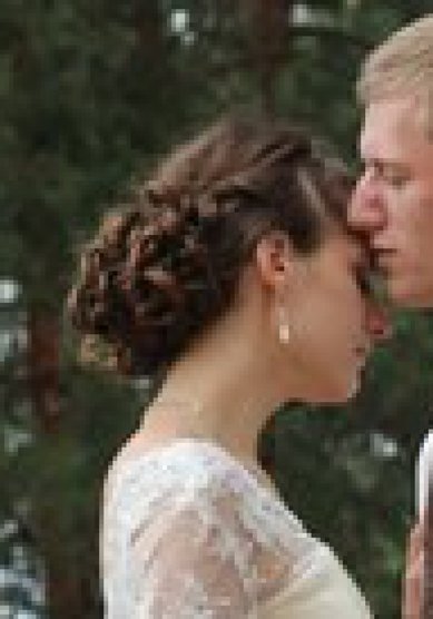 Прическа на свадьбу C17192 - Мобильный салон красоты Charm Factory