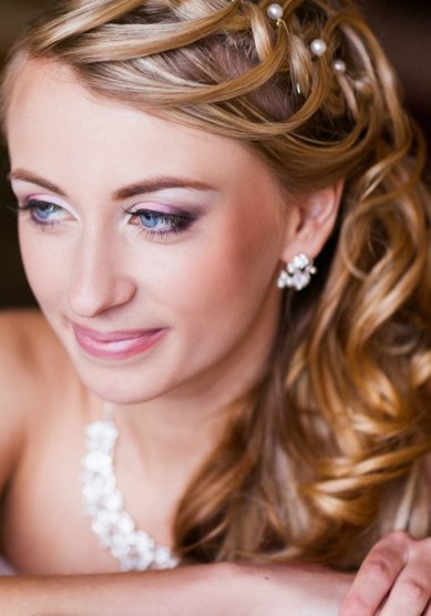 Прическа на свадьбу Л17398 - Стилист, визажист Вероника Зарубина