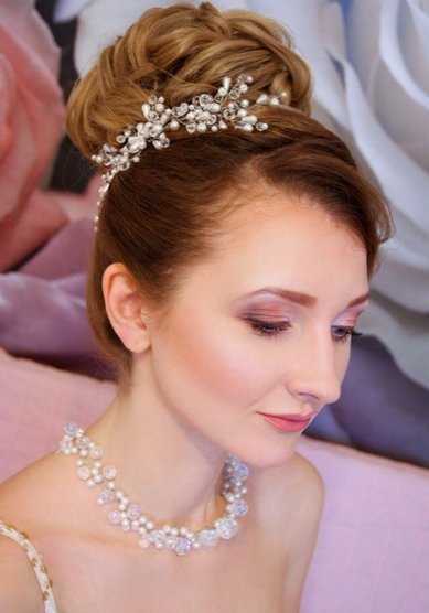 Прическа на свадьбу Д20020 - Стилист-визажист Дорохова Дарья