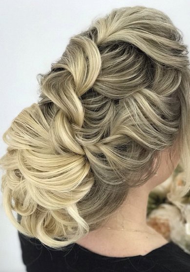 Прическа на свадьбу Низкий пучок (Д20056) - Стилист-визажист Дарья Антонова