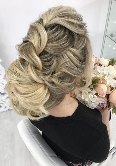 Прическа на свадьбу Низкий пучок (Д20056) - Стилист-визажист Дарья Антонова