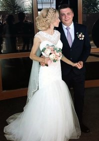  Низкий пучок из локонов (Т21487)