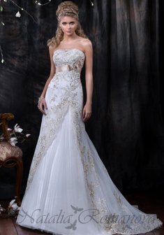 Свадебное платье В47712. С прямой юбкой, длинное со шлейфом.