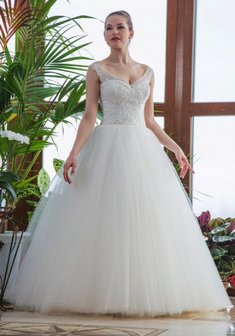 Свадебное платье Юлия-А63031. С пышной юбкой, длинное без шлейфа.