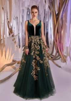 Вечернее платье ПЭН-Ж66350. А-силуэт, длинное без шлейфа.