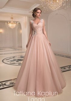 Вечернее платье Ланда-Ж67580. А-силуэт, длинное без шлейфа.